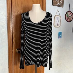 SO Black & White Top - Women’s Size Medium